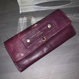 Marc by Marc Jacobs leather purple wallet!